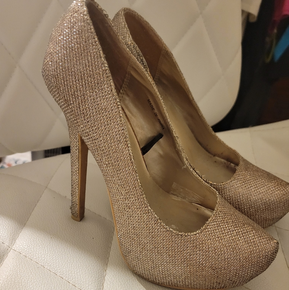 Sparkling stilettos gold 5 inch heal